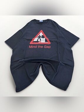 Vintage TTC T-shirt Toronto Transit Commission Mind the Gap Rare Size Large